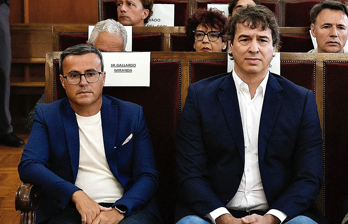 El hermanísimo de Sánchez busca un salvavidas desde el banquillo: el 