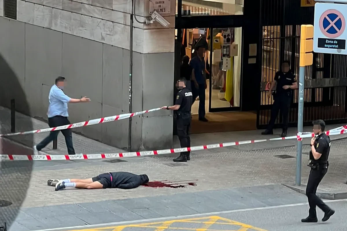 Una ciudad donde hay un hombre al que debe matar