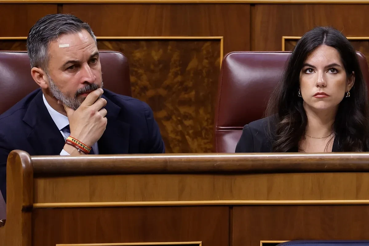 Vox urge a Feijóo a dejar de 
