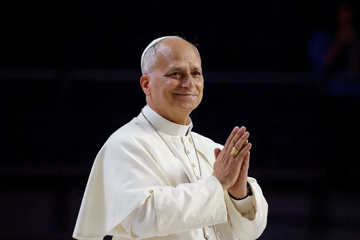 Prosperidad y larga vida al papa León XIV