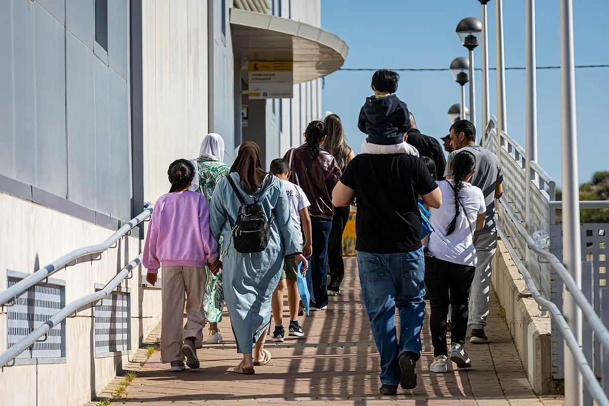 España otorgó la nacionalidad a un 19% más de extranjeros en 2025 con Marruecos, Colombia y Venezuela a la cabeza