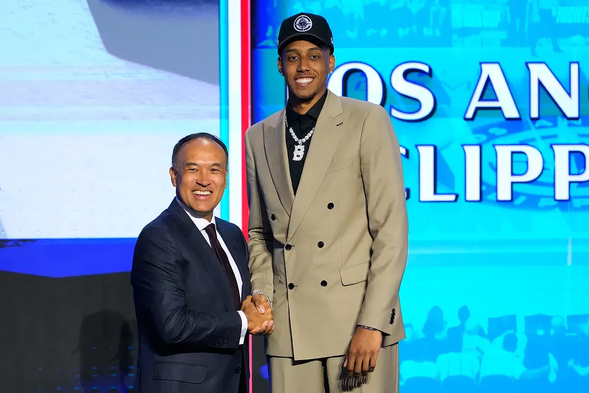 Los Clippers eligen a Baba Miller en el número 36 del Draft