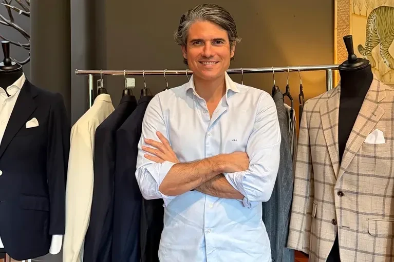 Julián Porras-Figueroa, marido de Olivia de Borbón: 