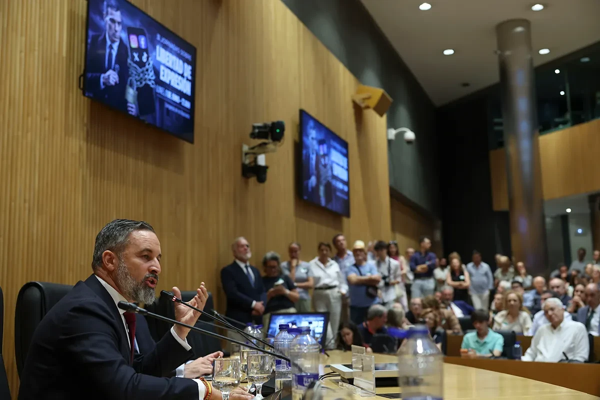 Vox se cita contra una 