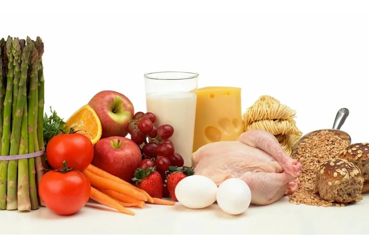 ¿Qué alimentos son seguros para comer una vez están caducados? Mucho cuidado con los huevos y la leche