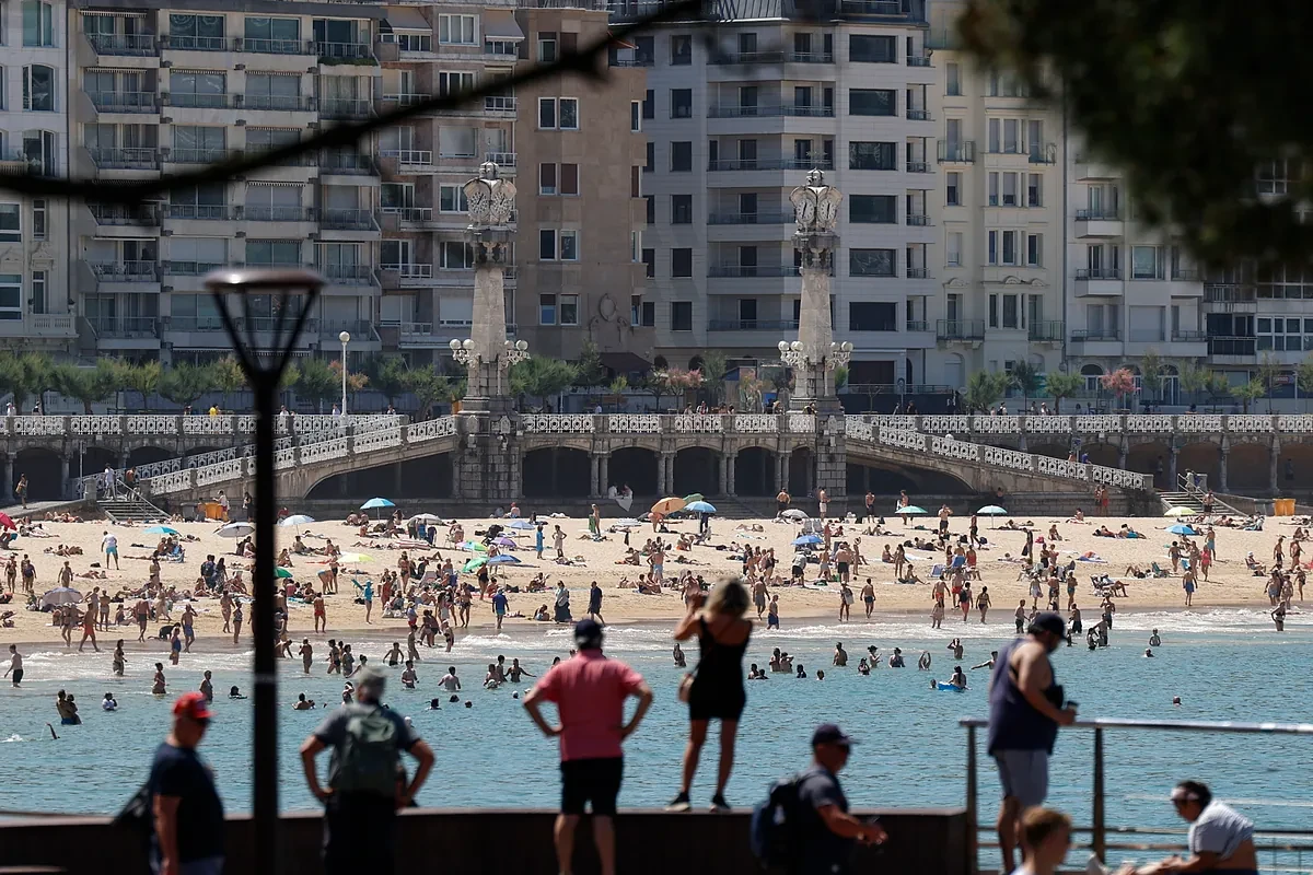 Olas de calor: qué implica una alerta roja, quiénes corren mayor riesgo y cómo protegerse
