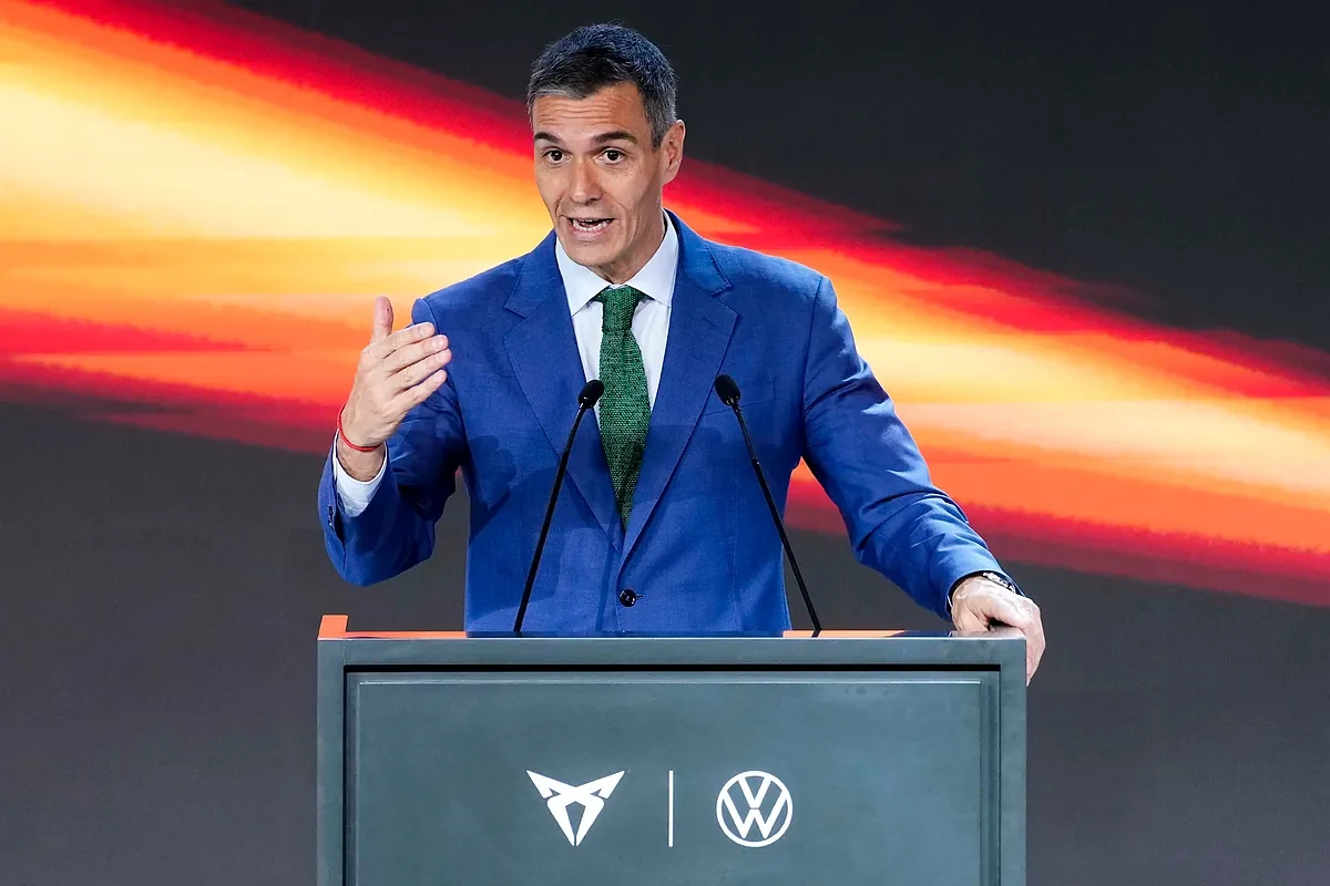 Los demonios de 'Charlie' pudren al PSOE
