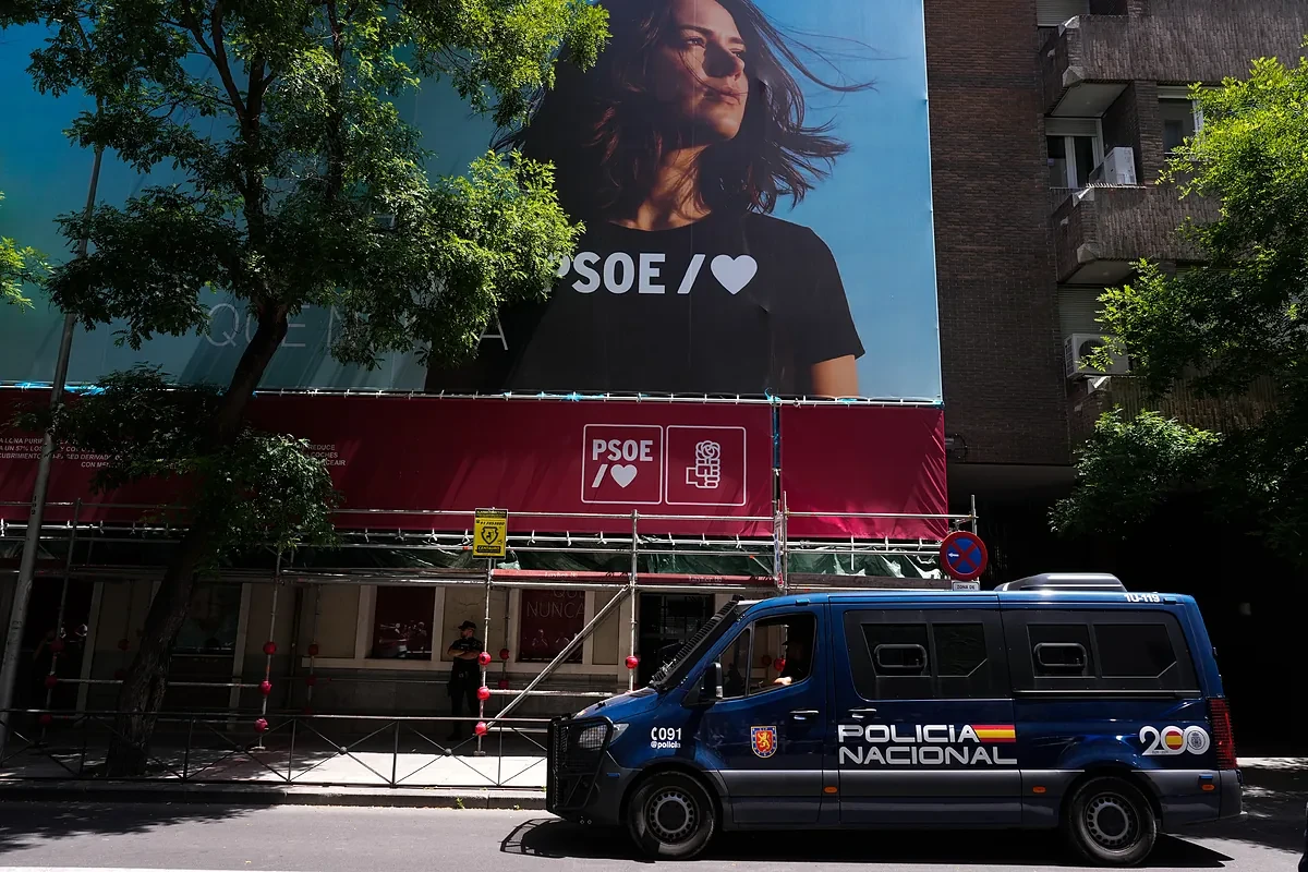 La UCO recopiló en Ferraz un ordenador, dos discos duros y dos agendas con anotaciones de Cerdán