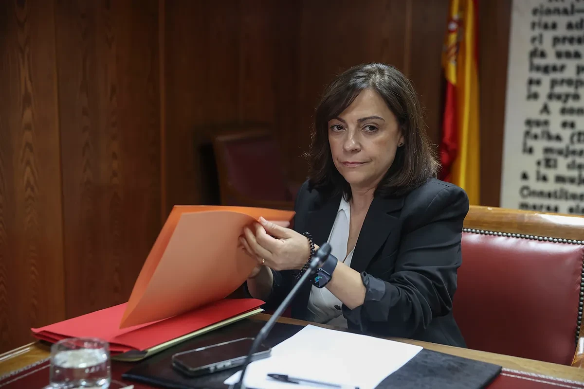 La gerente del PSOE imputada por falsear facturas para la cloaca bate récords de pagos a 