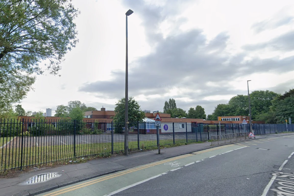 Teacher banned after failing to reveal relationship with sex offender