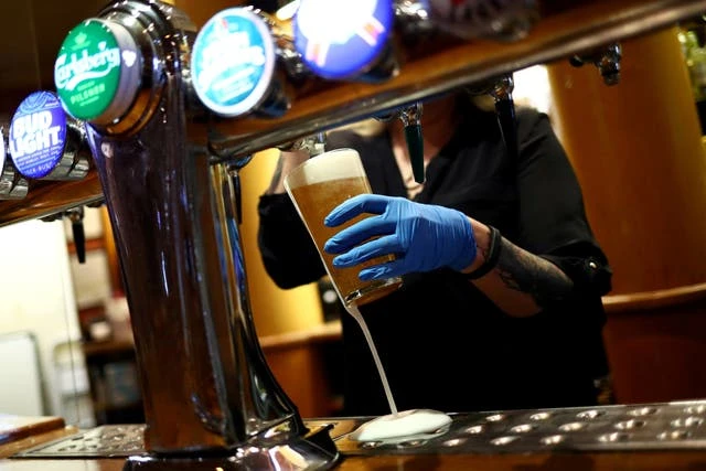EU citizens looking for work in UK falls 36% since Brexit