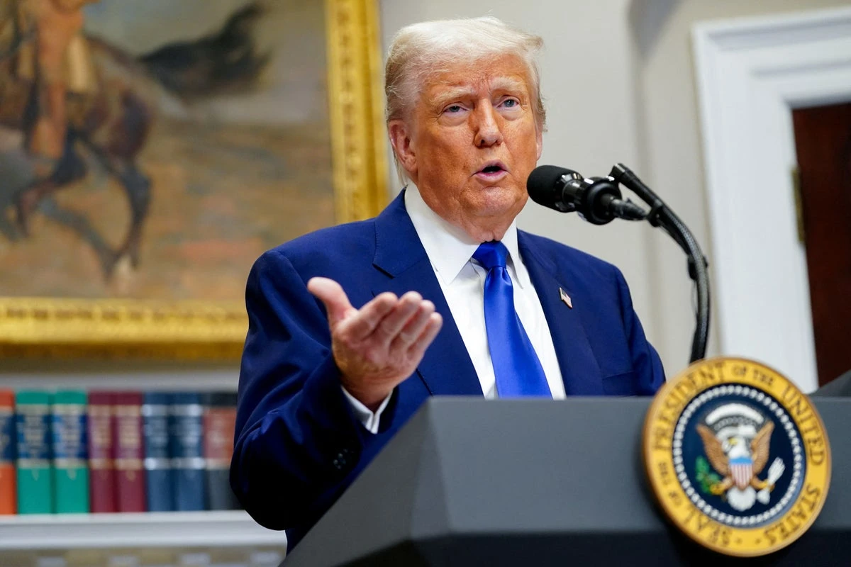 Trump claims white farmers suffering ‘genocide’ in South Africa