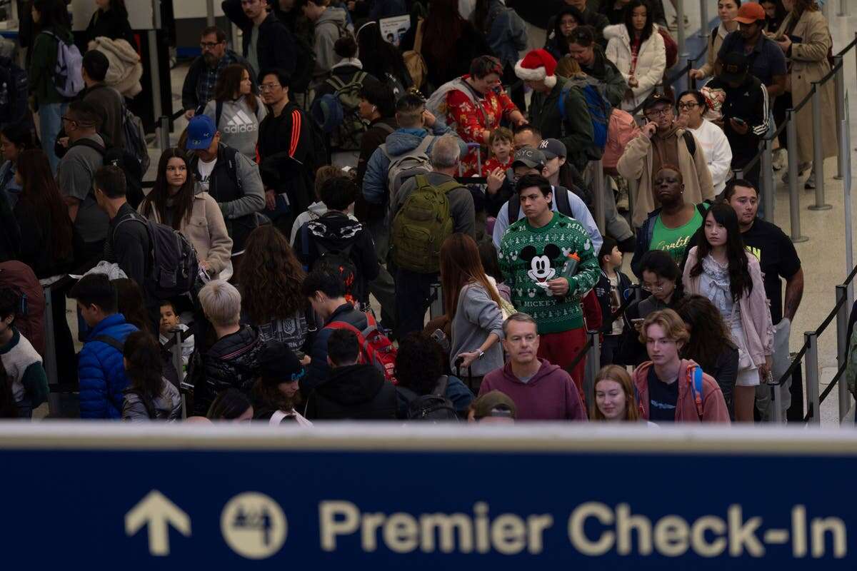 Thousands of flights delayed or canceled as tornado warnings spread