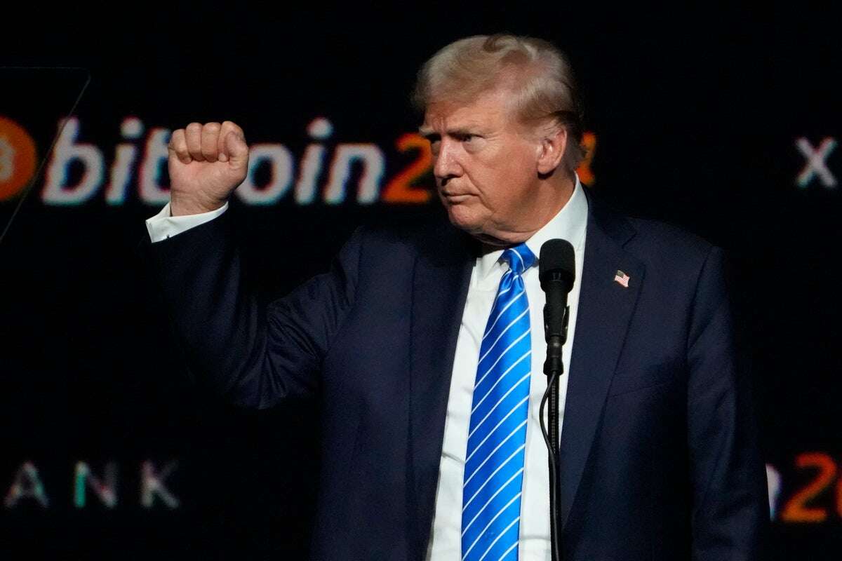 Ethics experts fear Trump will use rules exception to hold onto crypto