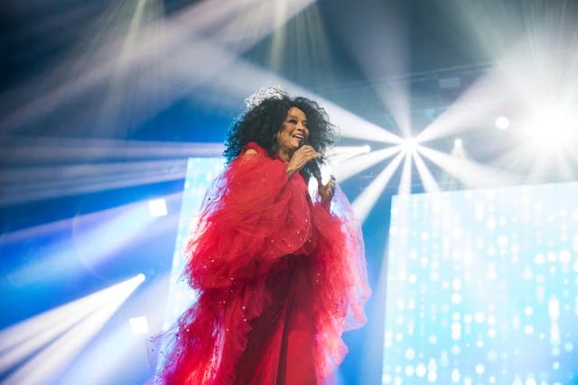 Diana Ross announces first new music in 15 years dedicated to her fans