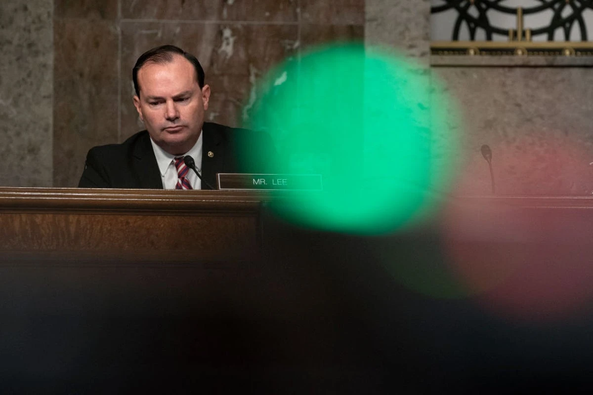 Powell resignation letter fake dupes Trump-boosting Republican senator