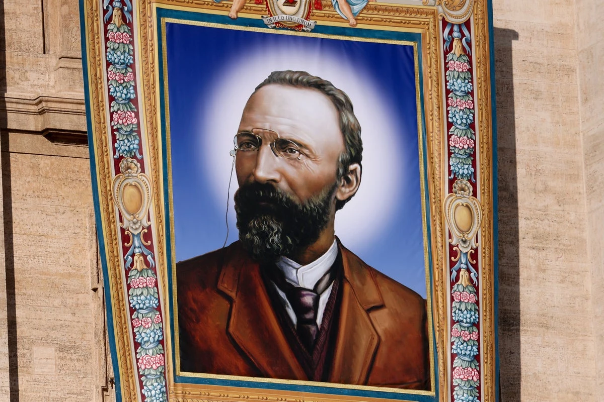 Former Satanist among seven new saints created by Pope Leo