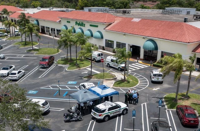 3 dead at Florida supermarket include grandmother, grandson