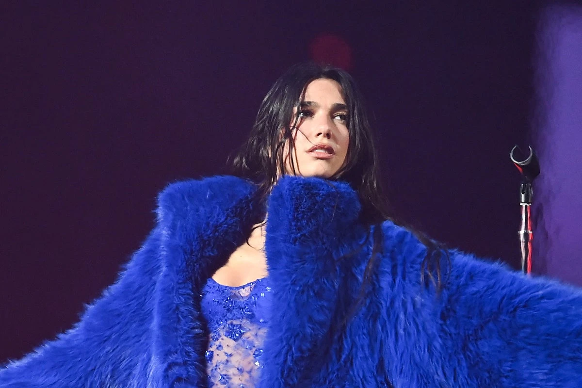Dua Lipa condemns ‘false’ report she fired agent over Kneecap stance
