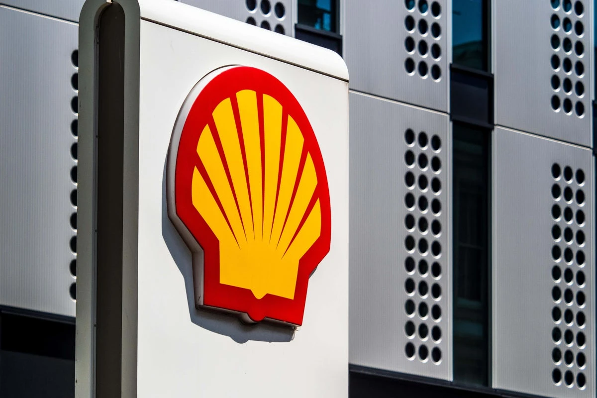 Shell profits rocket above £5bn amid surging oil price due to Iran war