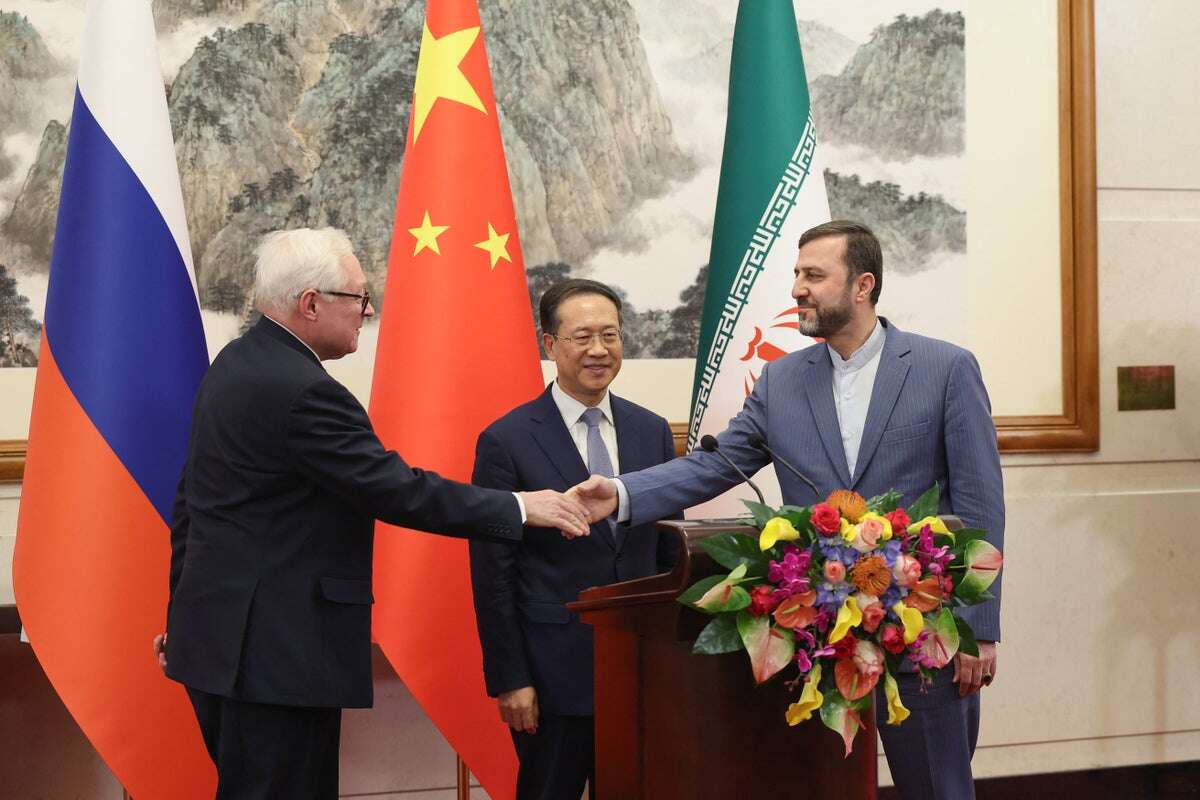 Russia and China call for end to Western sanctions on ally Iran