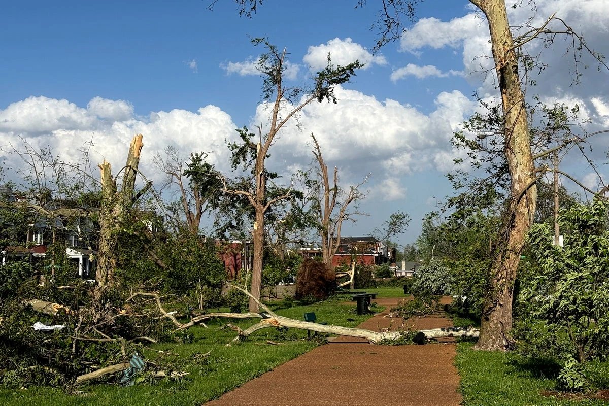 Missouri to hold special session on aid for tornado victims plus Chiefs and Royals stadiums
