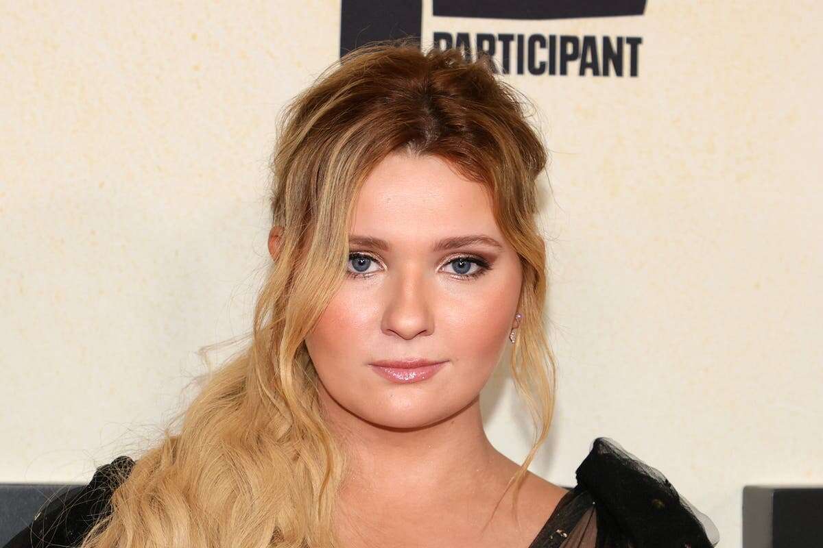 Abigail Breslin branded ‘hysterical’ after reporting co-star’s