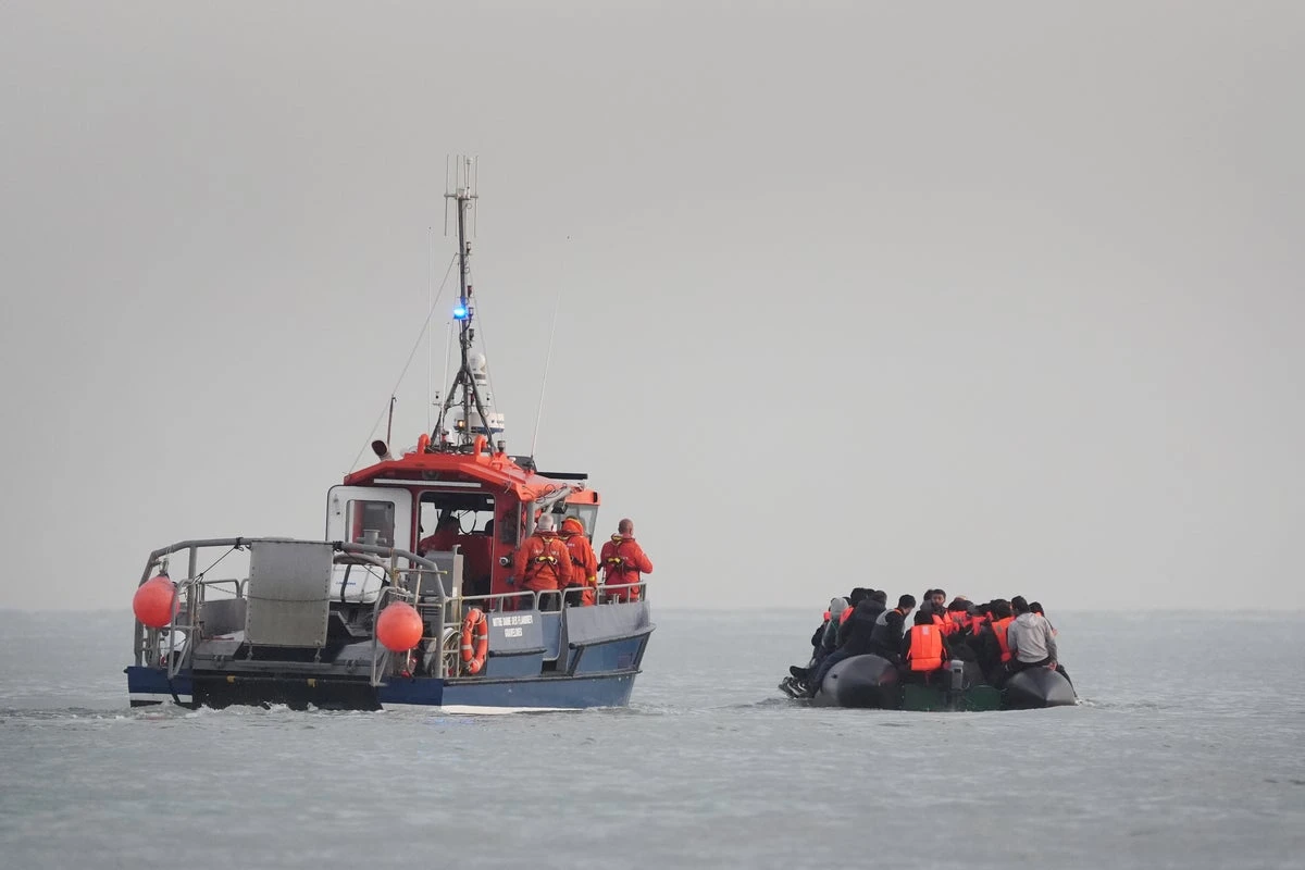 New 2025 record as 1,194 migrants reach UK in small boats in one day