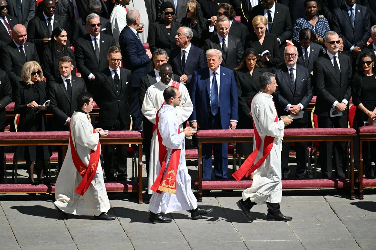 Trump intervenes to block law requiring priests to report child abuse