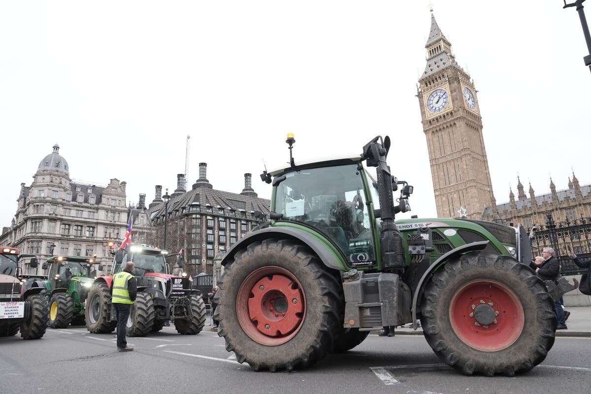 Now UK’s top union leader turns on Starmer over tractor tax impact