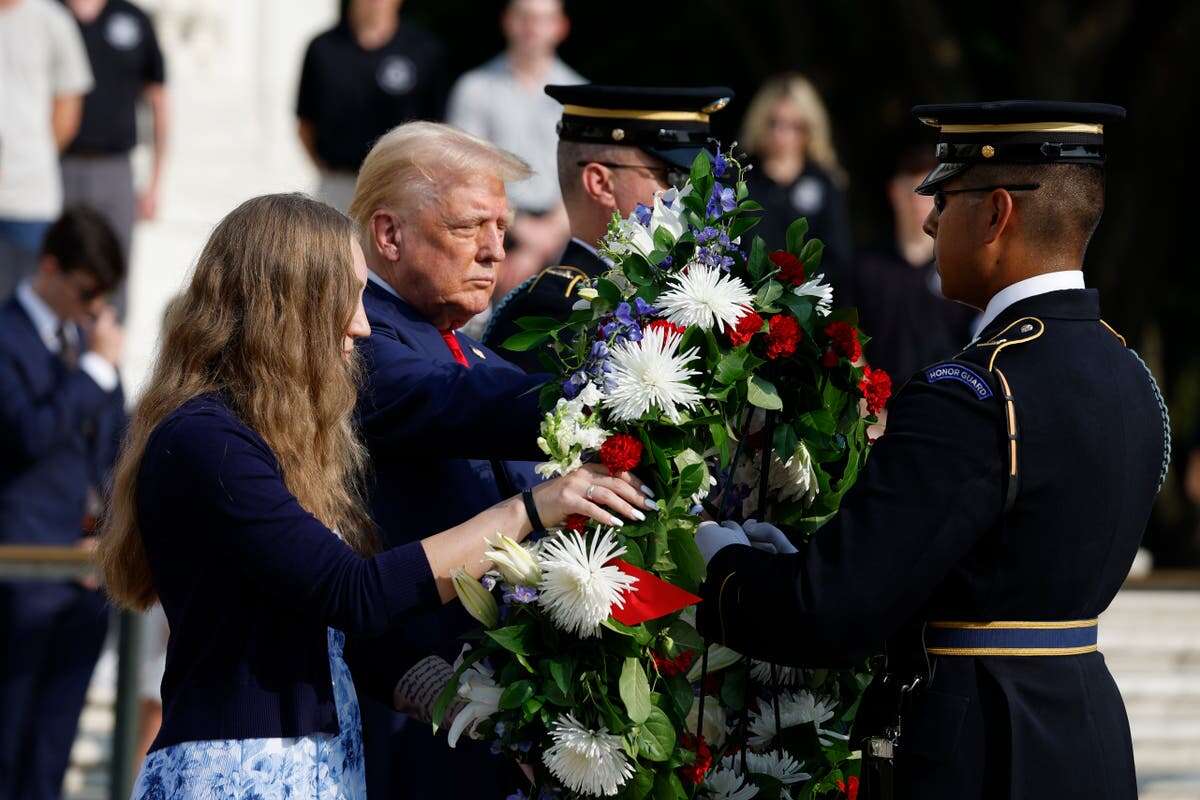 Army backs employee linked to Trump campaign incident at Arlington