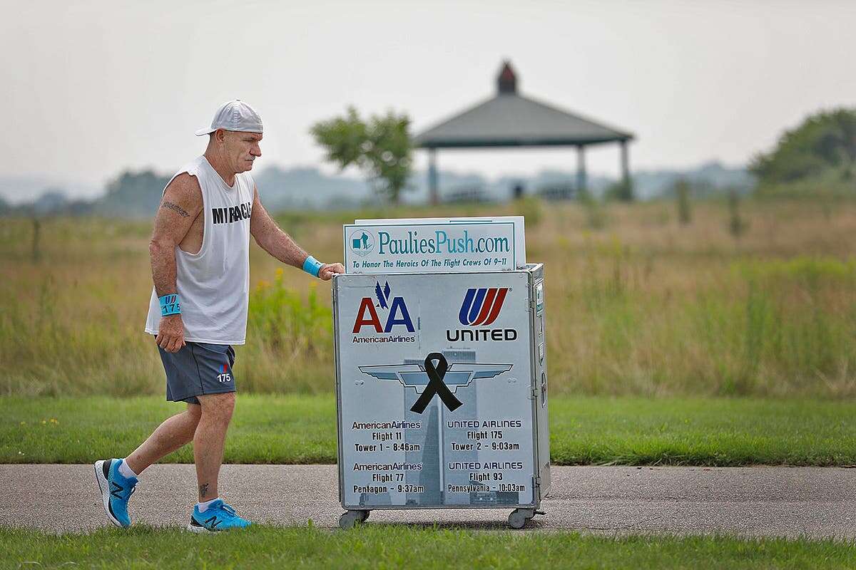 Man pushes cart from Boston to New York in 9/11 memorial walk