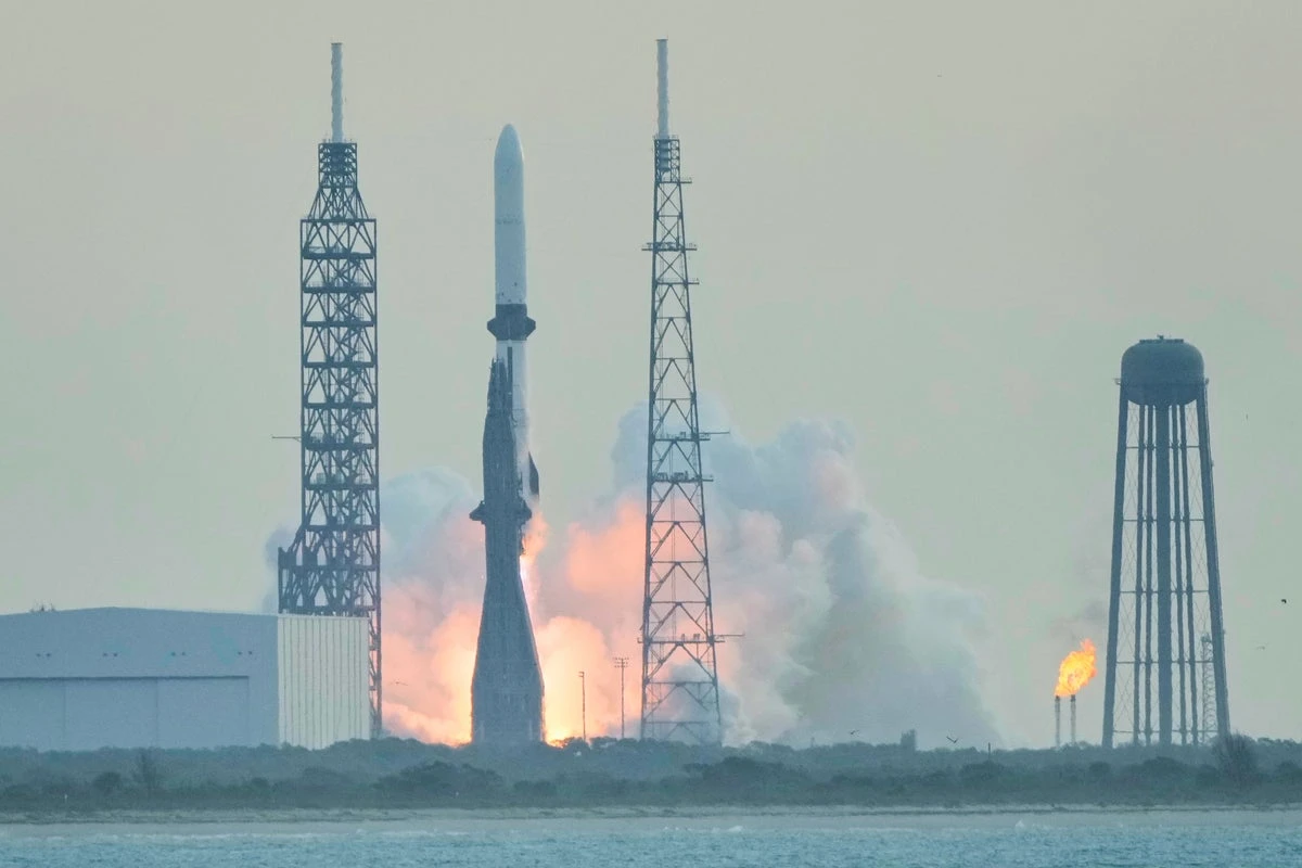 Jeff Bezos’s Blue Origin reveals new stock plan