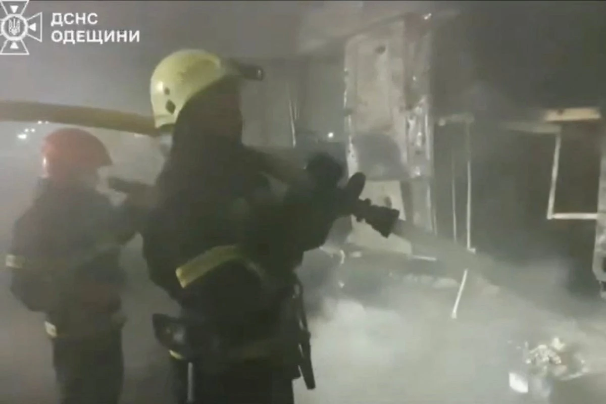 2 dead as Russia blasts Ukraine’s power grids with drone attacks