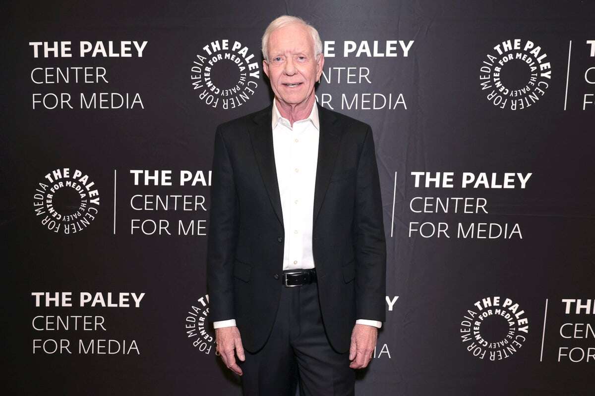 Hero pilot Captain Sully weighs in on DC American Airlines crash