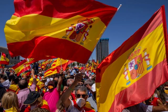 Spain's right wing rejects any pardons for Catalan leaders