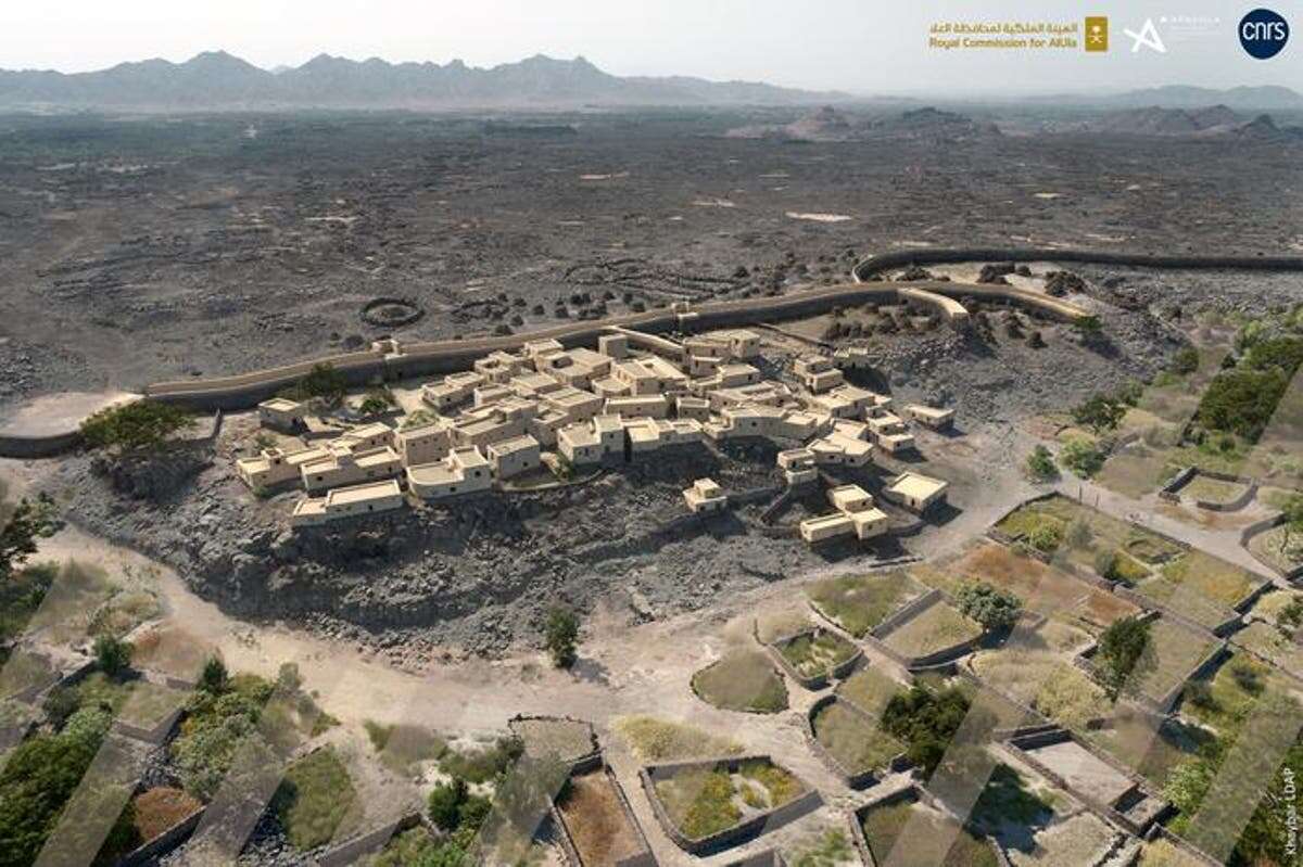 Archaeologists find 4,000-year-old fort city hidden under Saudi oasis