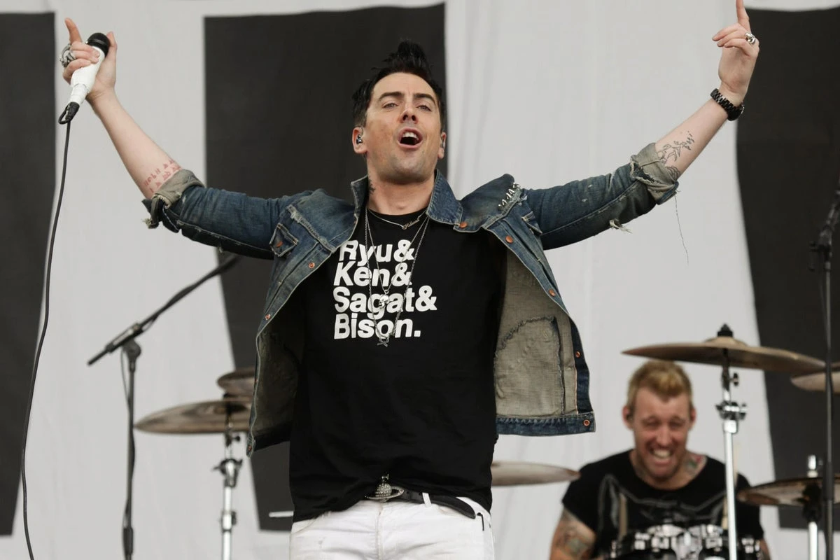 Ian Watkins’ crimes ‘did not justify his killing’, jurors told