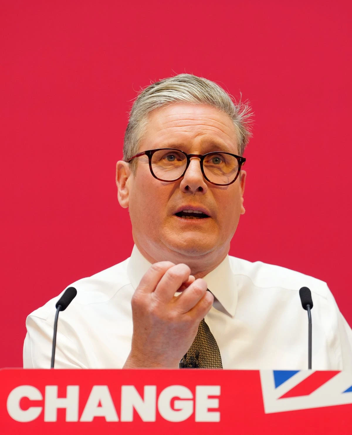 Keir Starmer denies he is hostile to those who use private healthcare
