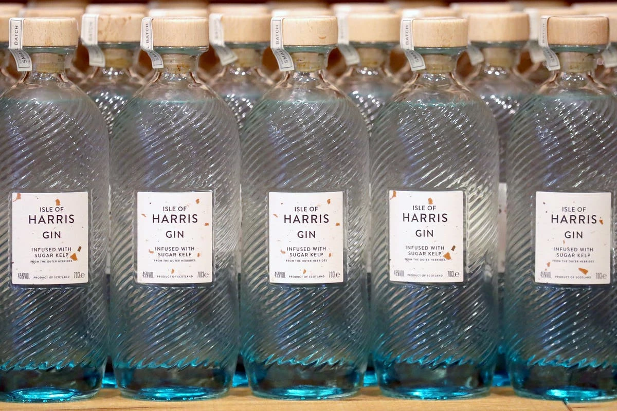 Chemists develop method to take ‘chemical fingerprint’ from gin samples
