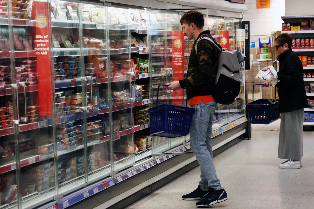 Sainsbury’s to introduce ‘VAR-style’ cameras at self-checkouts
