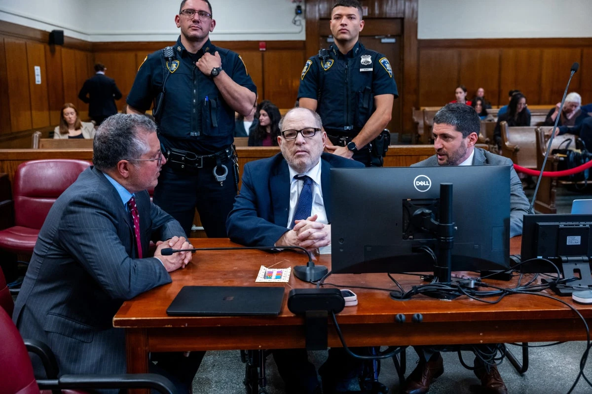 Weinstein returns to court for jury deliberations for his rape retrial