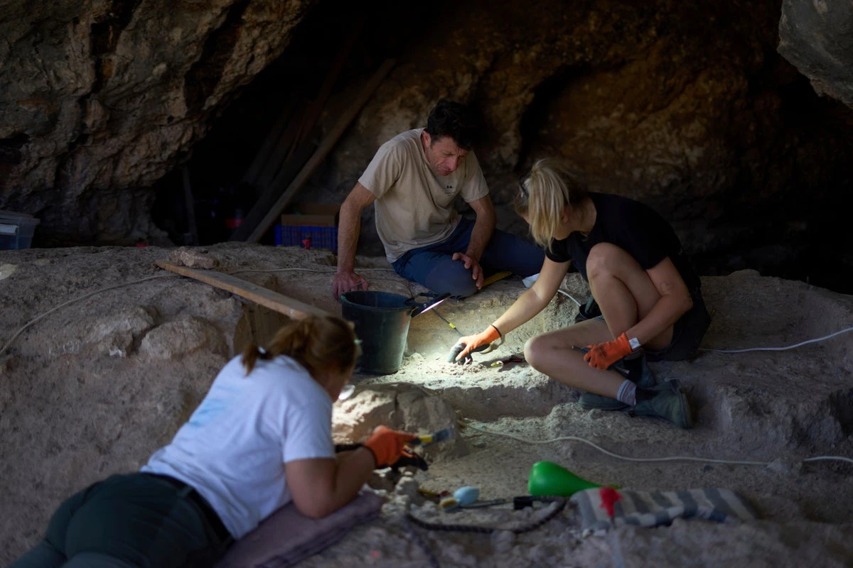 Secrets of ancient burial practices revealed by cave discovery