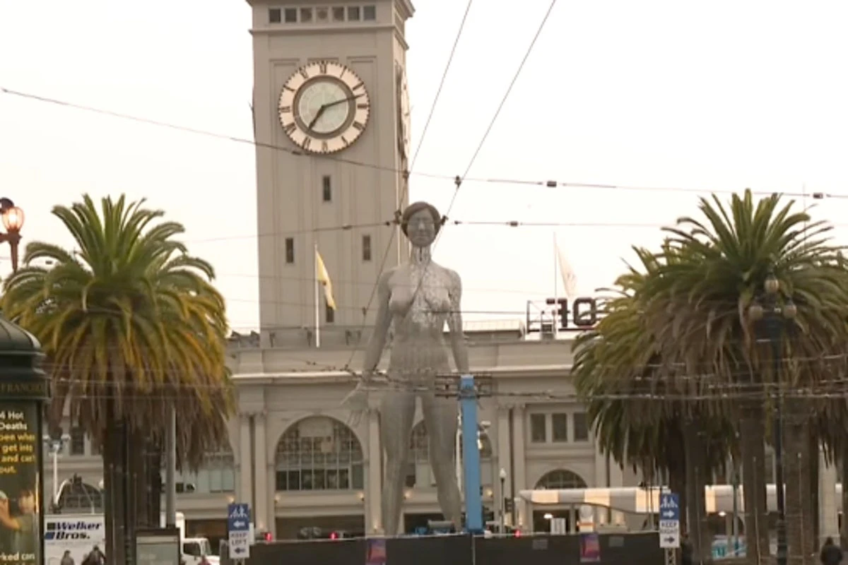 45-foot tall nude woman statue erected in San Francisco plaza