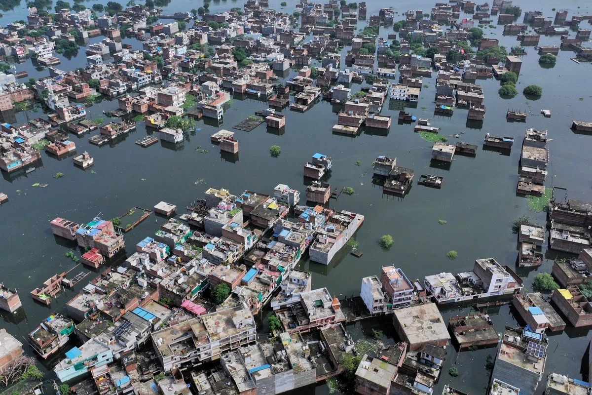 Flash floods kill at least 4 and trap others under debris in northern India