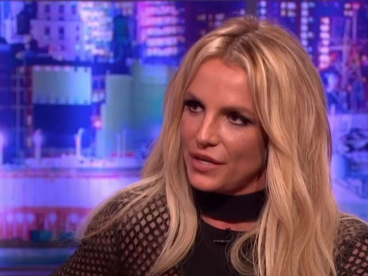 Britney Spears clip from Jonathan Ross Show airs after eight years