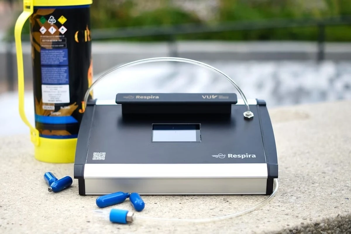 World’s first laughing gas breathalyser trialled by UK police forces
