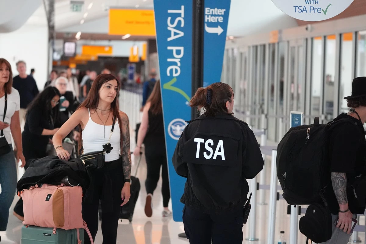 Trump Transportation Secretary warns of impending travel disruption