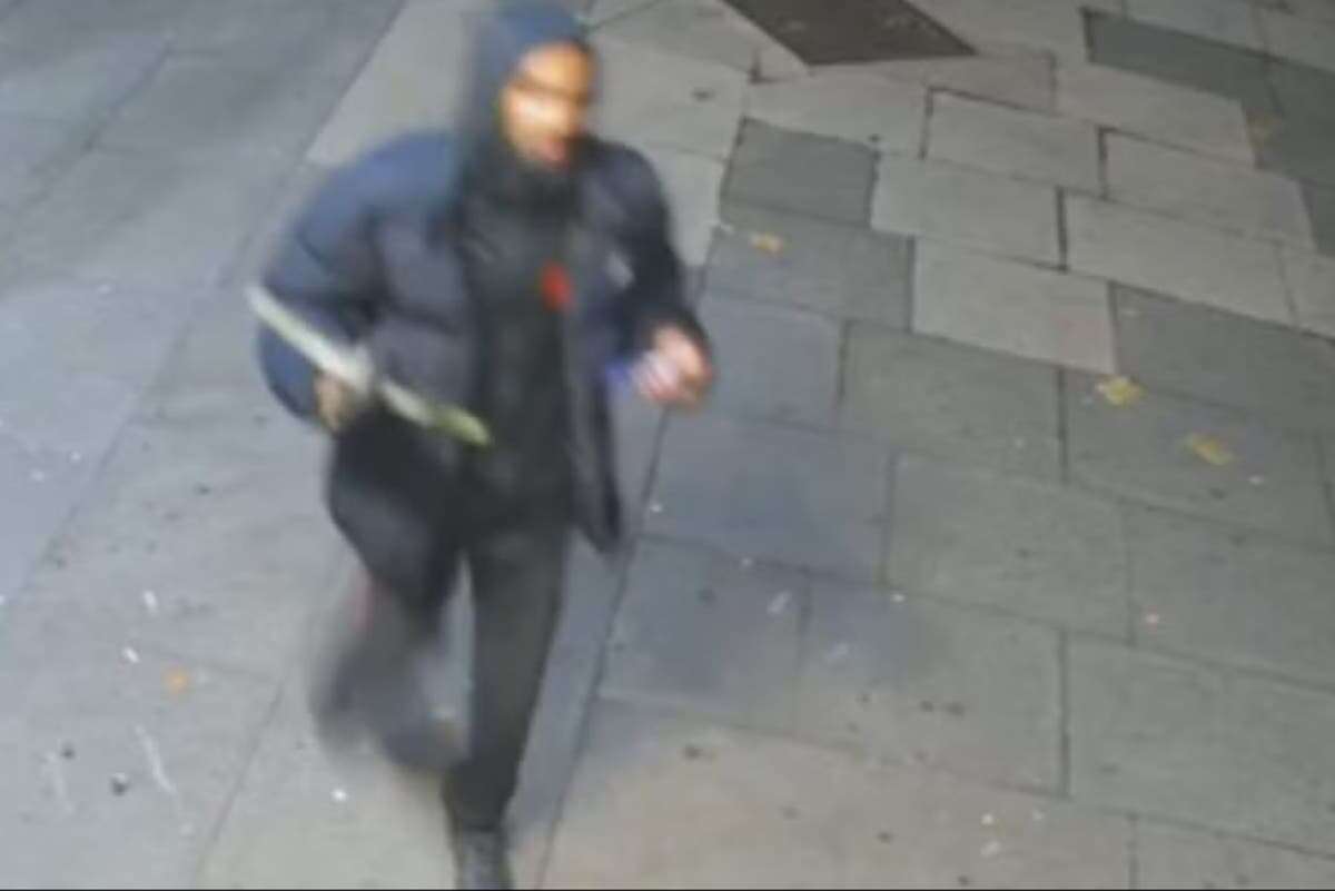 Manhunt for crossbow man amid links to thug who terrorised Shoreditch