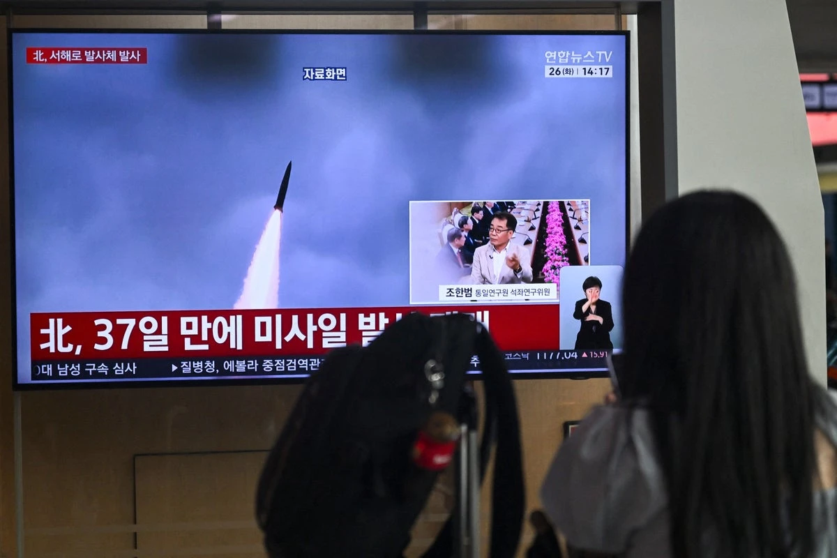 North Korea fires missiles as South Korea seeks nuclear submarines